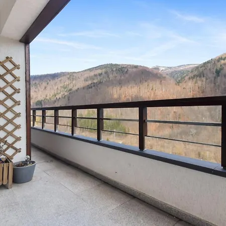 One Bedroom With Mountain View